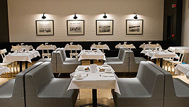 Fr�hst�ck, Palazzo Arzaga, Gardasee, Italien